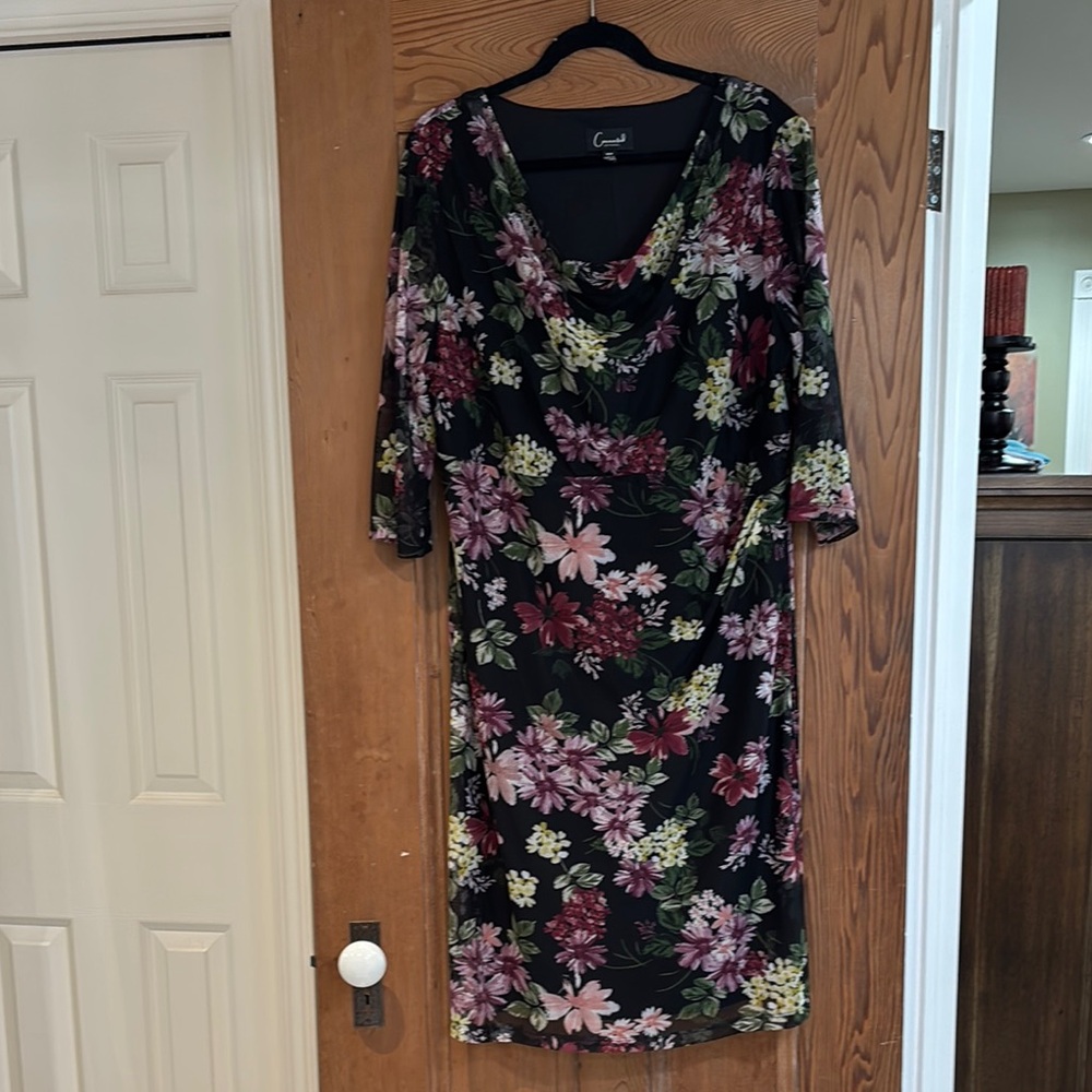 Connected Apparel Black Sheath Dress V-Neck 3/4 Sleeve